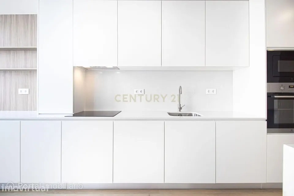 Apartamento T2 Remodelado em Moscavide