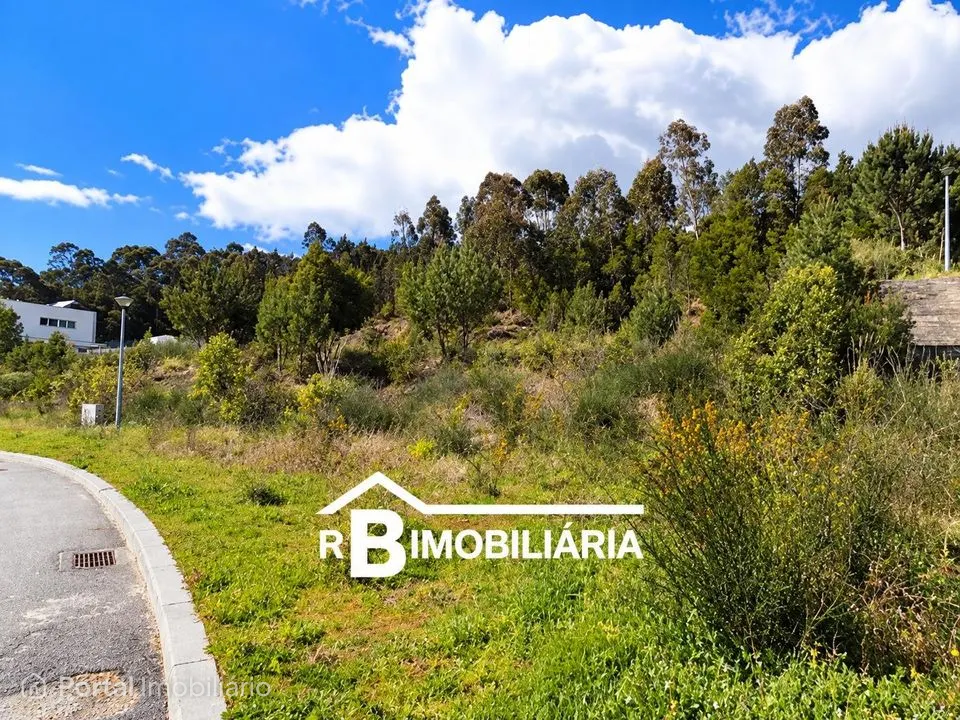 Lote de terreno em Mozelos – Santa Maria da Feira