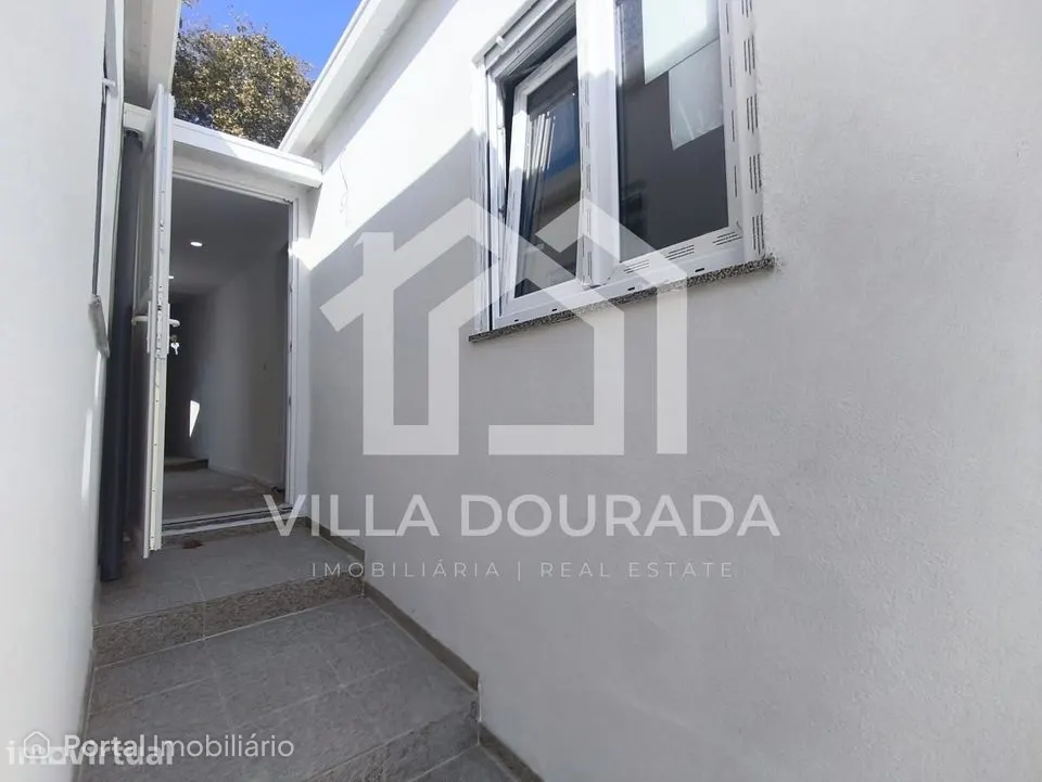 Moradia Geminada T3 Remodelada em Vilar do Paraíso – Vila Nova de Gaia