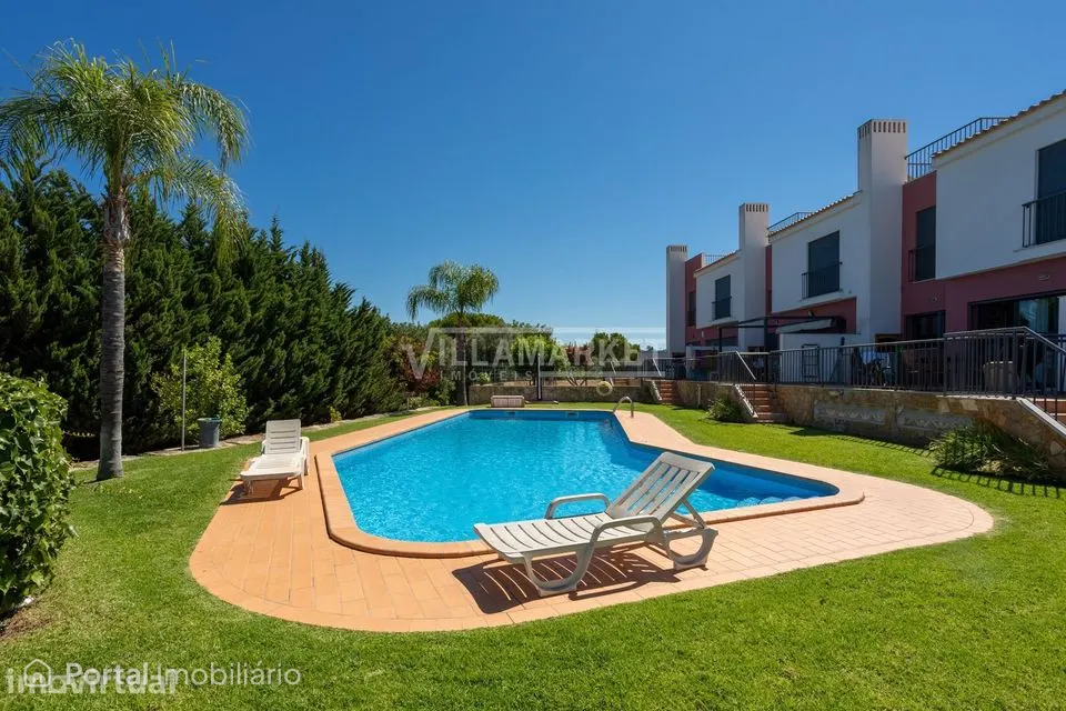 Fantástica Moradia T3 Totalmente Remodelada com Rooftop e Piscina na G
