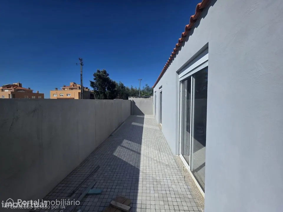 Conforto de viver numa moradia térrea com terraço em Gaia