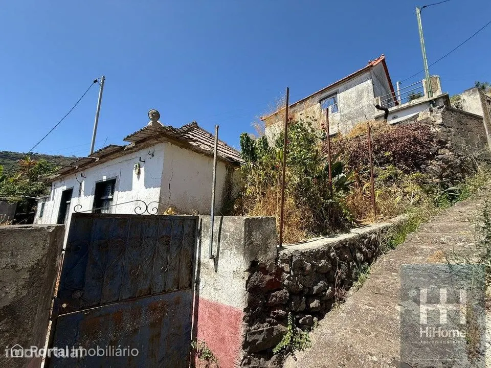4-bedroom house for sale in Arco da Calheta