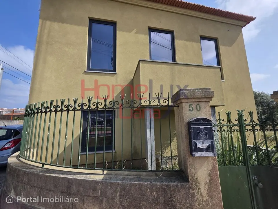 5-bedroom house for sale in Beduído