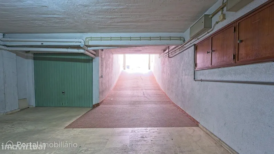 Garagem fechada com 21 m2