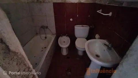 Moradia com 2 pisos acima do solo, de tipologia T3 em Beja