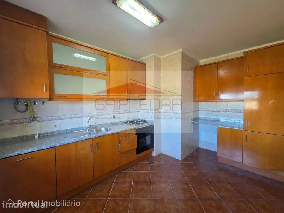 Apartamento T2 com varanda em Meixomil