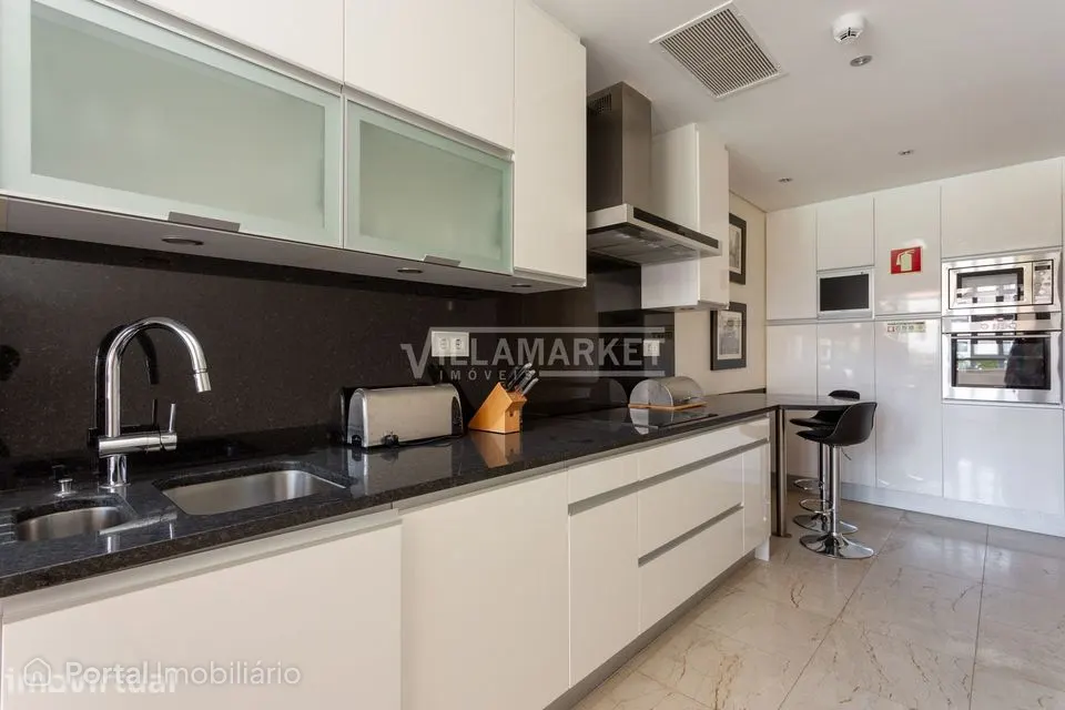 Apartamento T2 inserido no luxusoso empreendimento turístico de 5* "As