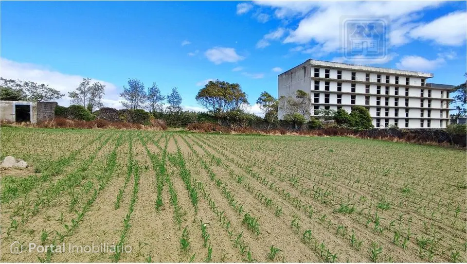 TERRENO para venda com 4.220m² de área total