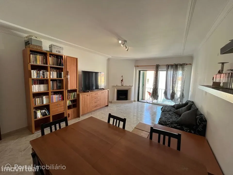 T3 mobilado junto ao centro da Vila da Ericeira