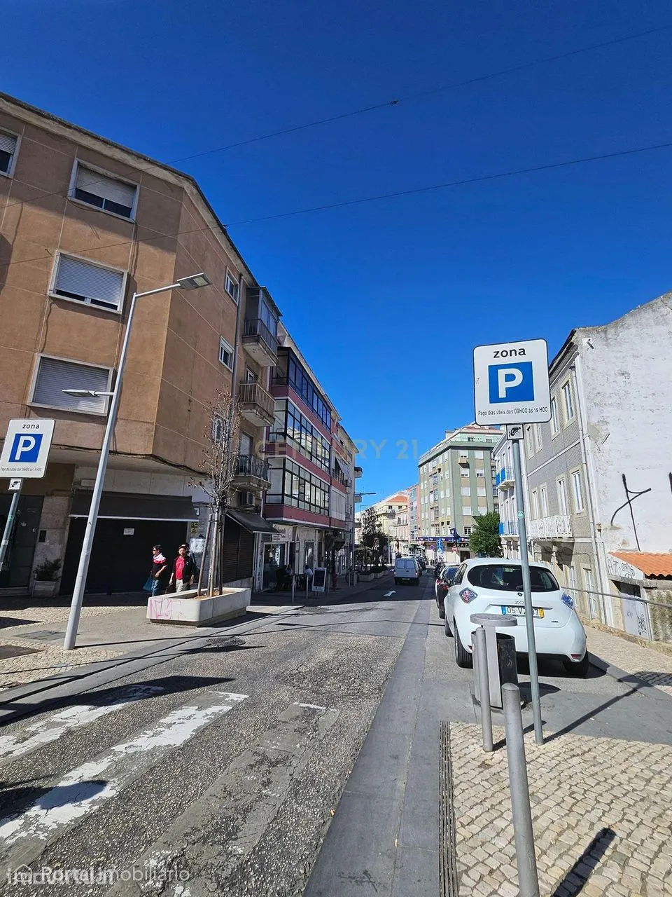 Loja Moderna em Moscavide, Loures