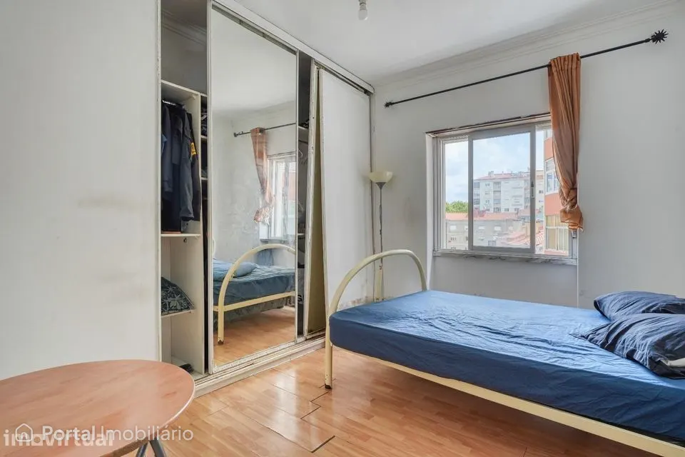 Apartamento T2 em Agualva-Cacém — Pronto a Habitar, mesmo em...