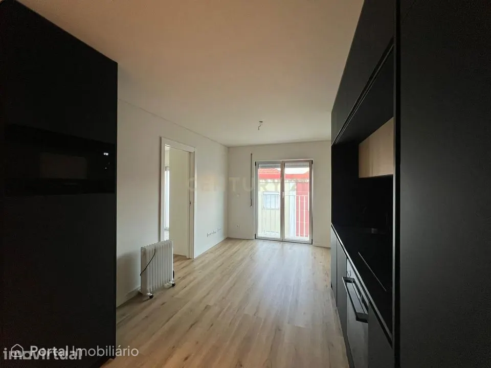 Apartamento Moderno em Moscavide, Loures