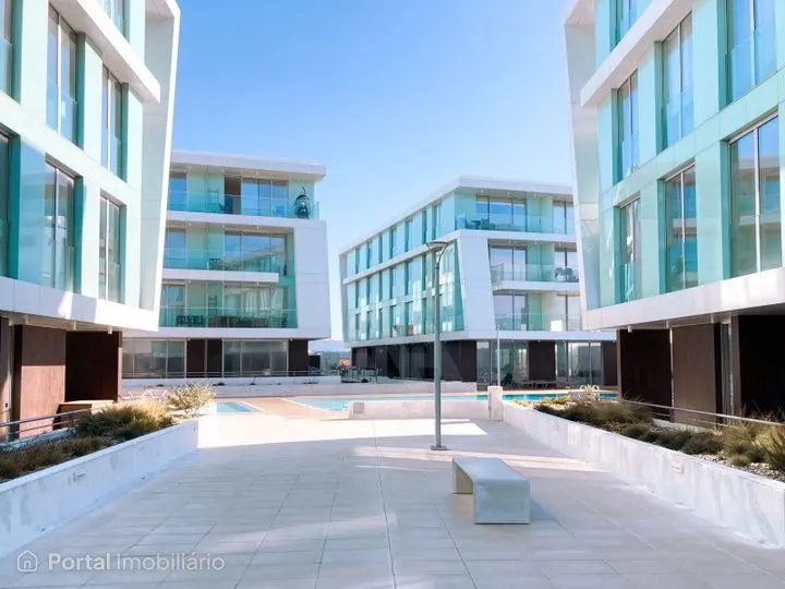 Apartamento T3 com 165 m2