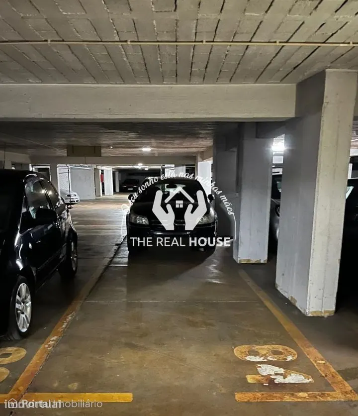 Garage for rent in Funchal (Santa Luzia)