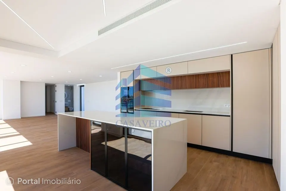Apartamento T4 com Terraços Penthouse