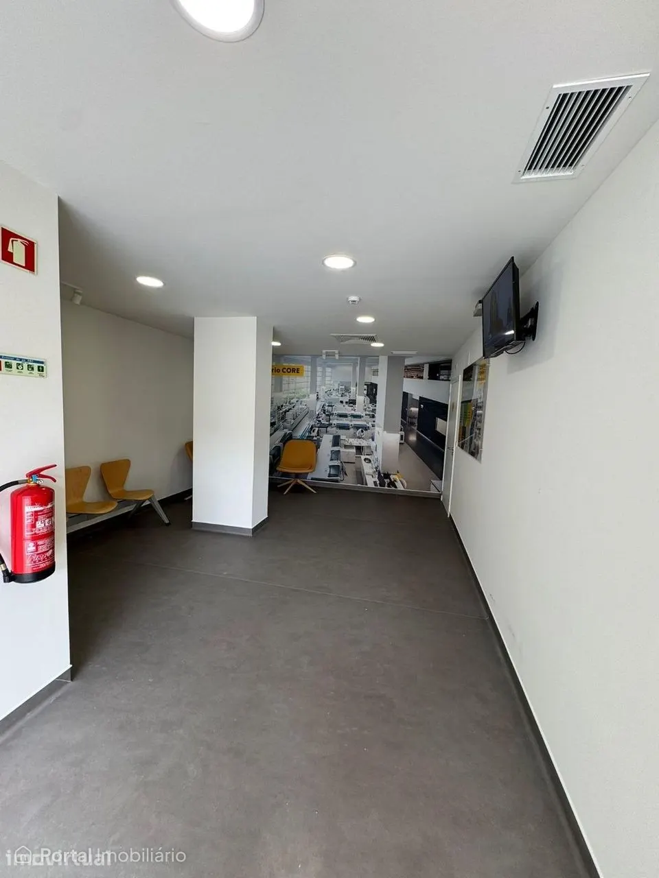 Espaço Comercial | Campolide, Lisboa — Rés do Chão com...