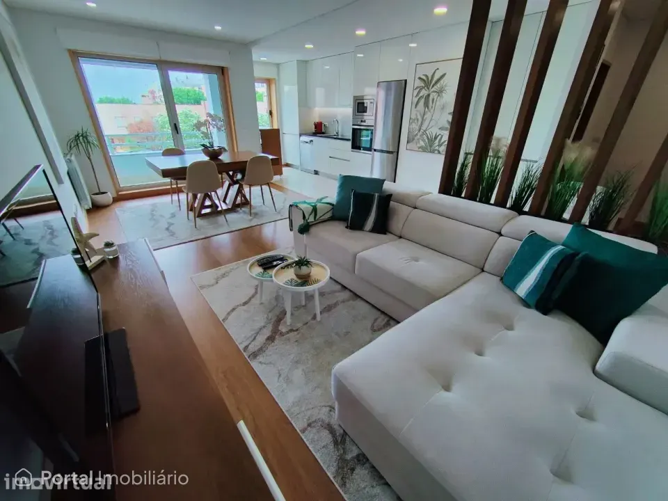 T2 como novo com Suite e Garagem junto ao Metro Vasco da Gama