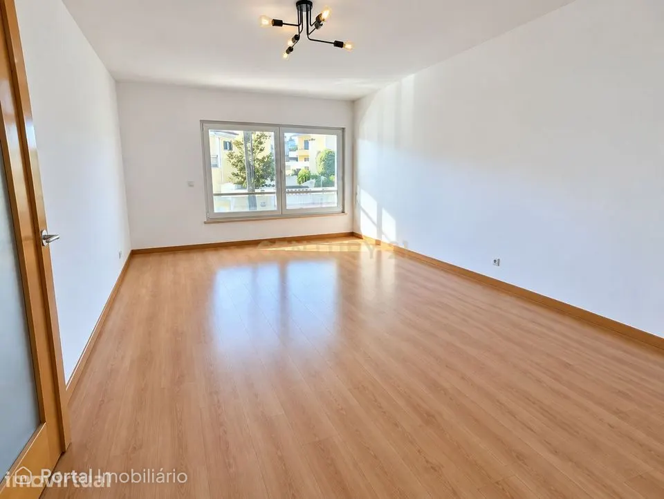 Apartamento T1 na Quinta de São Macário
