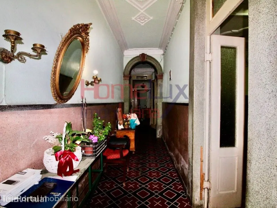 Prédio Habitacional em Costa Cabral, Porto
