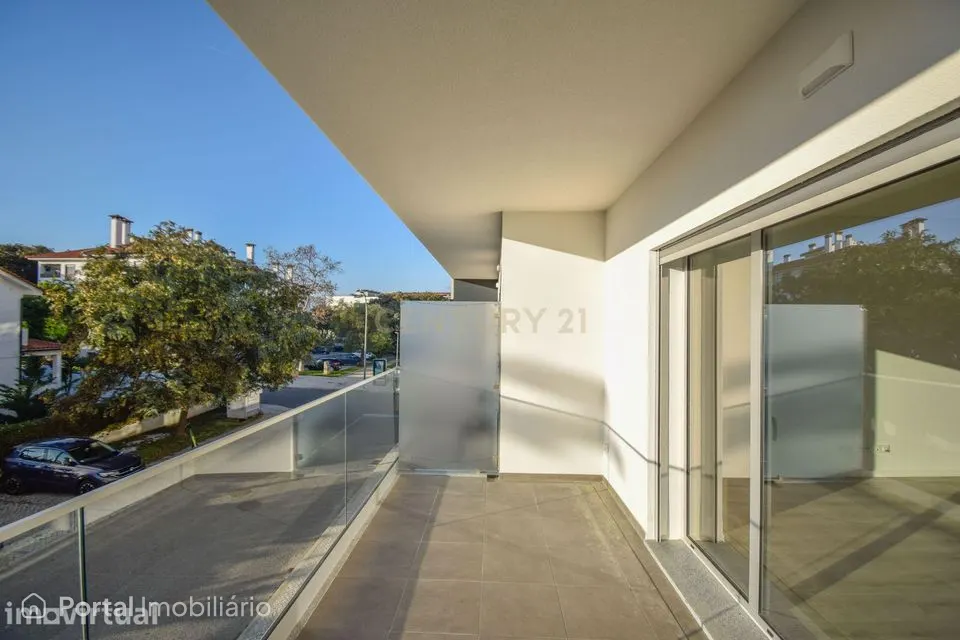 Apartamento T2 em Empreendimento Varandas da Torre em Carcavelos (Nova