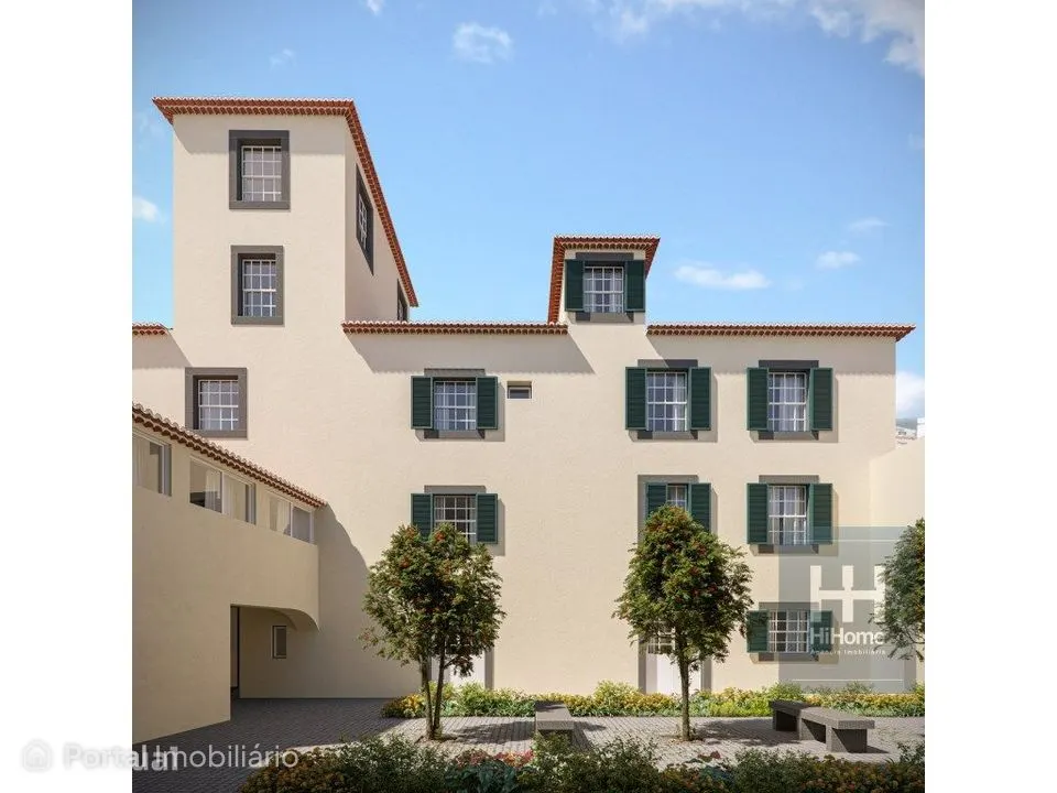 T1 no Edifício Funchal I na Rua dos Ferreiros