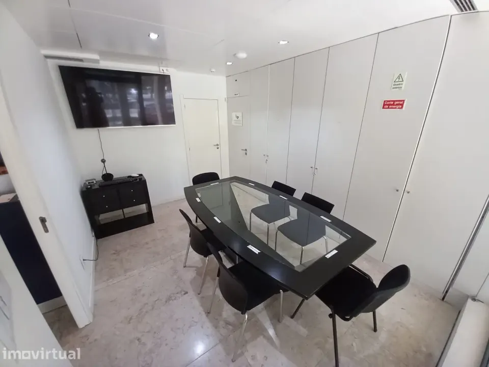 Escritório com 27m2, Avenida D. João II, Parque das Nações