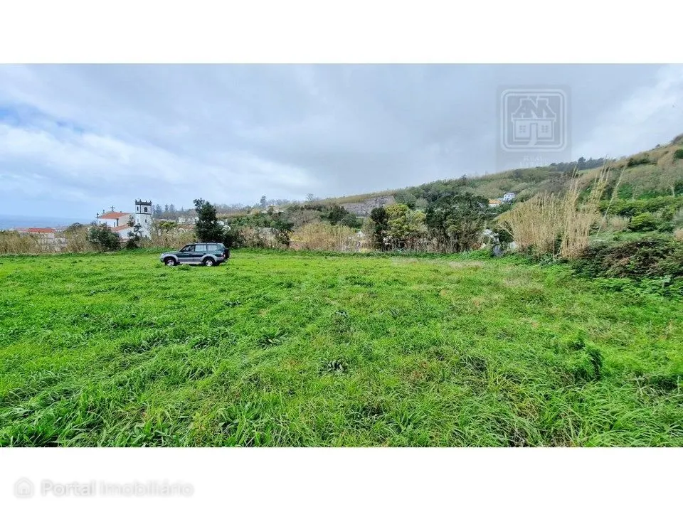 VENDA de PRÉDIO/TERRENO RÚSTICO - Feteiras, Ponta Delgada, Ilha de ...