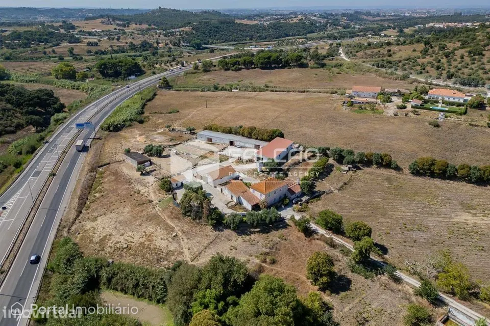 Moradia T3 Venda em Santarém (Marvila), Santa Iria da Ribeira de Santa