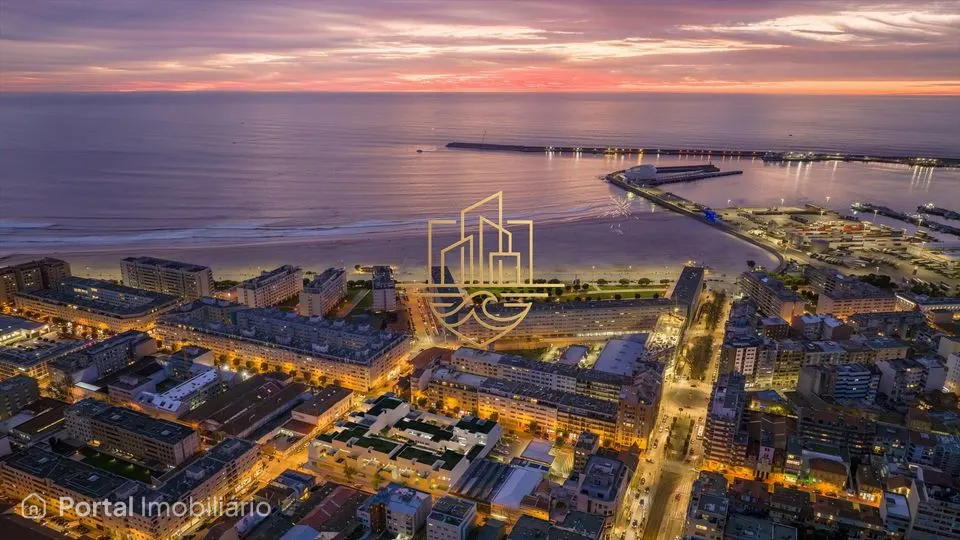 Apartamento T4 Venda em Matosinhos e Leça da Palmeira,Matosinhos