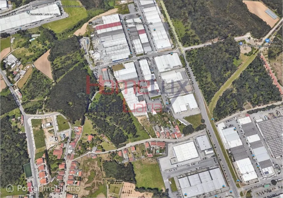 Terreno para urbanizar 25 lotes de moradias 2 e 3 frentes próximo à linha do Metro zona industrial Guarda Moreira