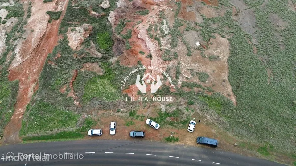Terreno em Zona Exclusiva e Luxuosa do Caniçal