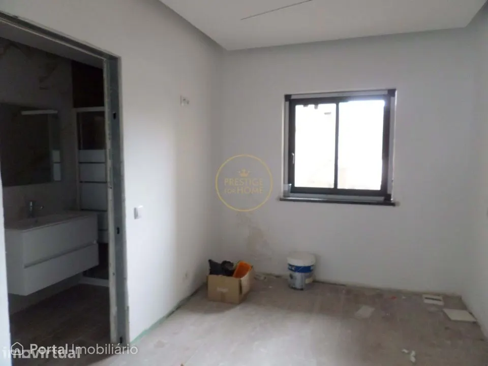 Apartment for sale in Faro (Sé e São Pedro)