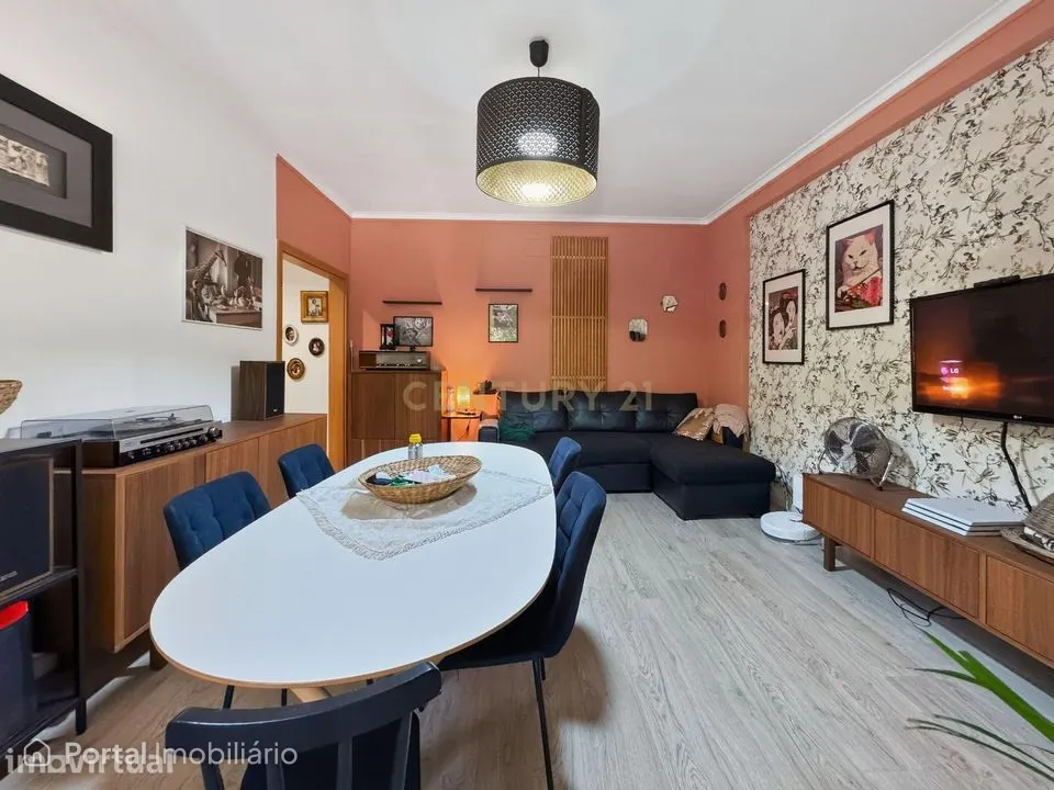 Apartamento T2 com Terraço de 37 m² na Urbanização do Bom Retiro