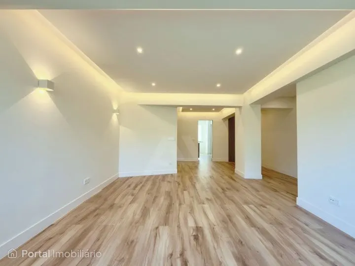 Apartamento T2 no Monte Estoril a poucos minutos da Praia e do Casino