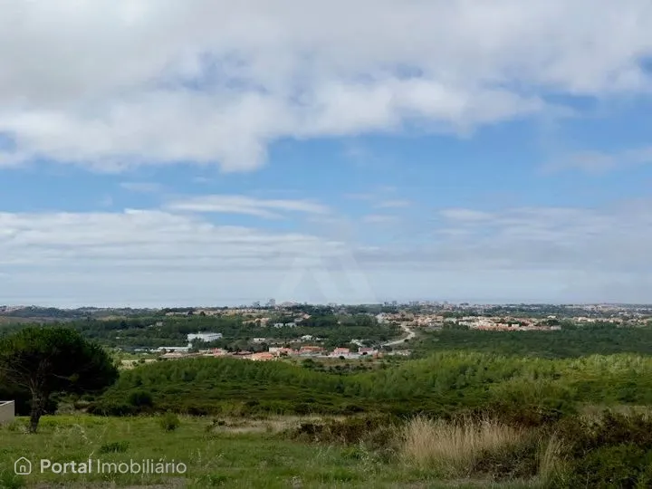 Terreno rústico com 970 m² em Alcabideche
