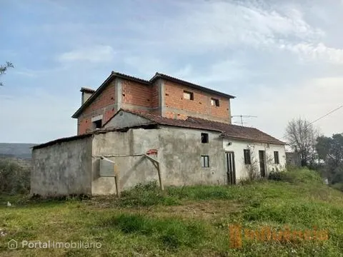 3-bedroom house for sale in Almoster