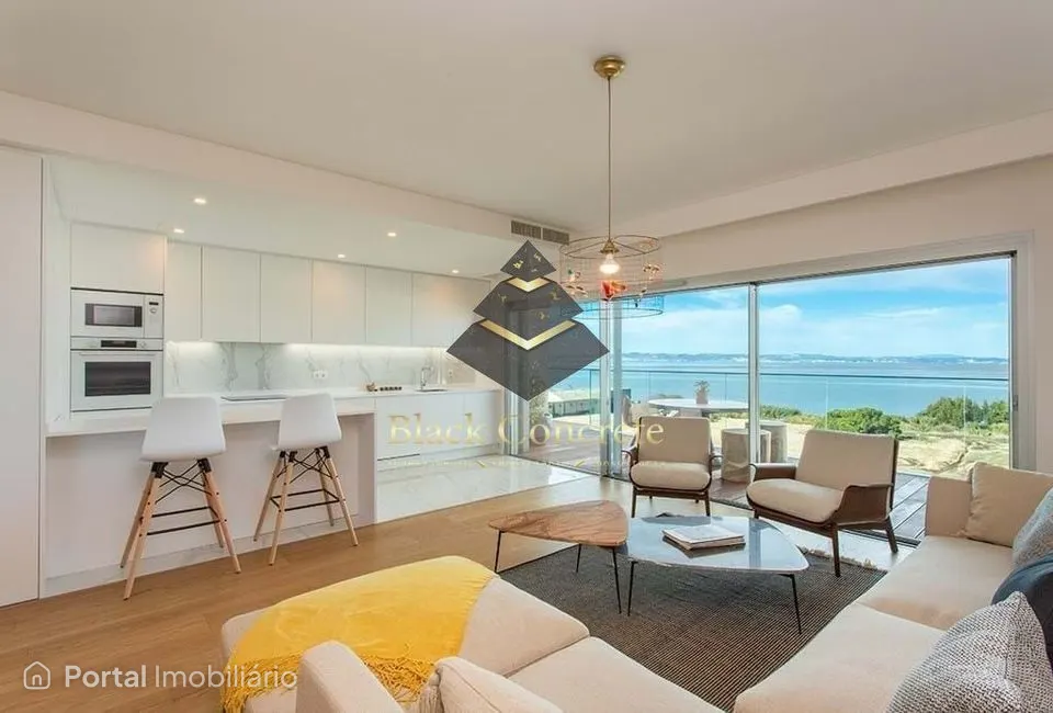 Apartamento T3 à venda em Alcochete