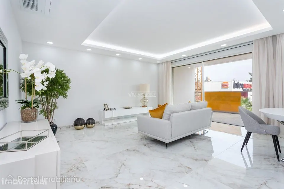 Apartamentos T2 e T3 + 1 novos com piscina na cobertura situados em la