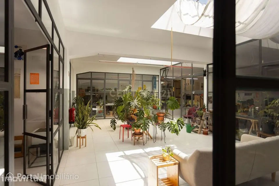 Espaço Comercial 269 m² | Penha de França | Lisboa