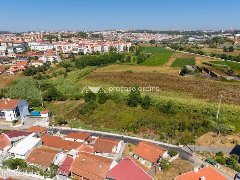 Terreno com 3.841m2