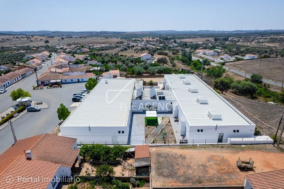 Imóvel comercial à venda em Ourique