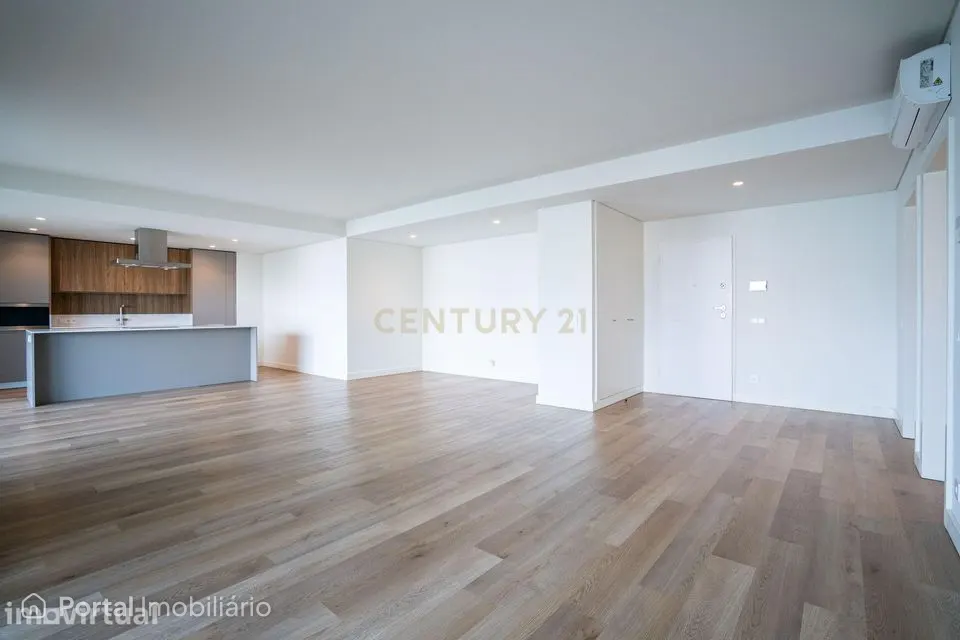 Exclusivo T3 no Terraces Mirear com Varanda, Piscina, Ginásio e Sauna