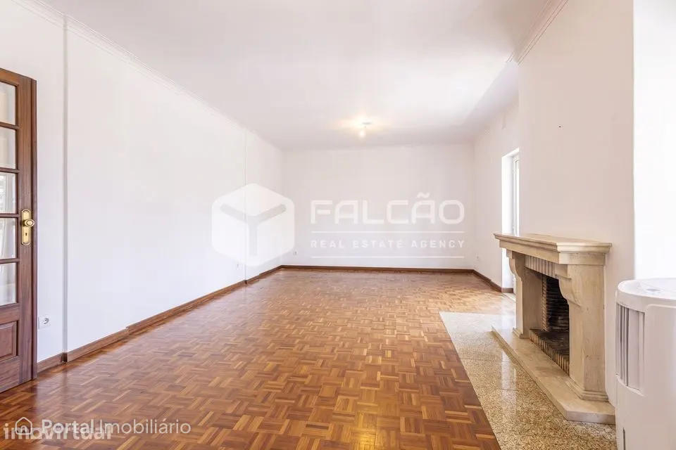 Apartamento T4 Arrendamento em Santarém (Marvila), Santa Iria da Ribei