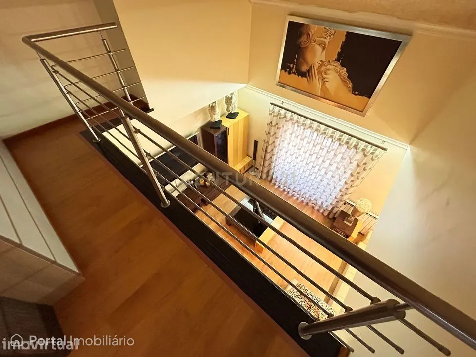 T5 Duplex em Alcochete – 257 m² Com elevador e box com 25 m²