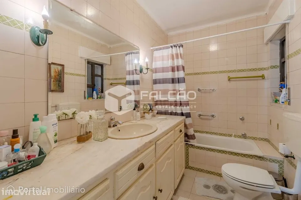 Moradia T5 Venda em Santarém (Marvila), Santa Iria da Ribeira de Santa