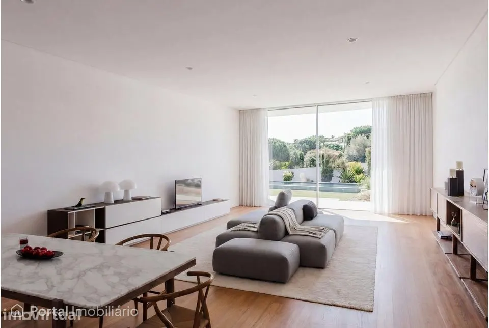 Moradia T3 com piscina privativa e jardim — White Villas, Estoril