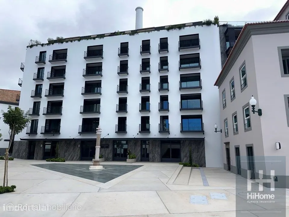 2-bedroom apartment for sale in Funchal (Sé)