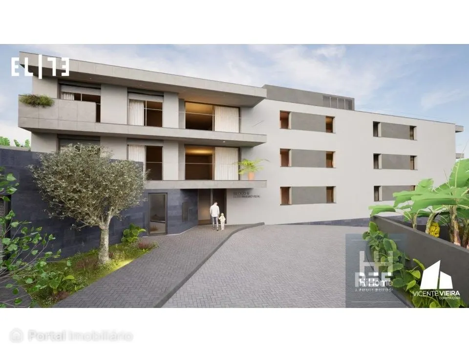 Empreendimento Moderno com Piscina | Câmara de Lobos