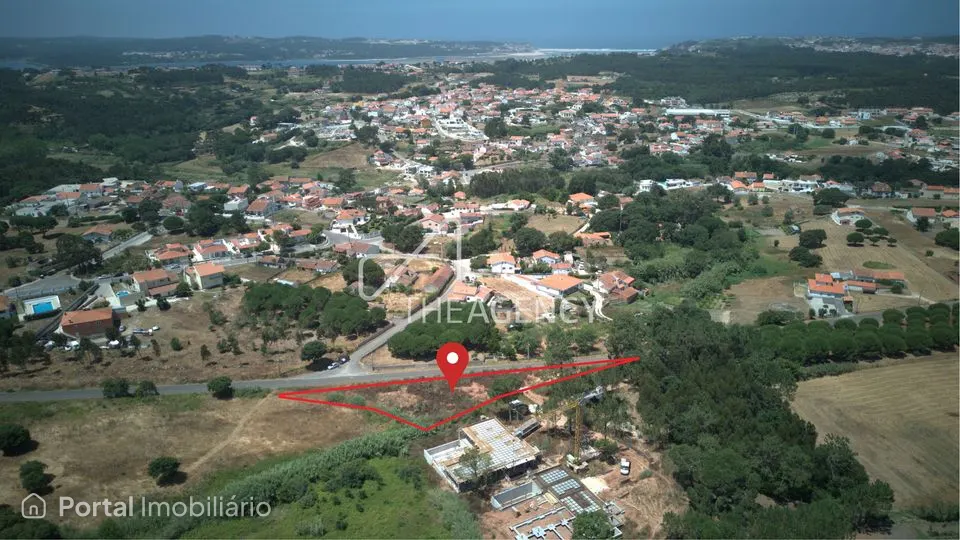 Terreno à venda em Caldas da Rainha