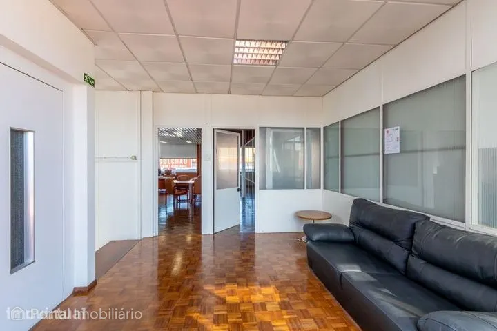 Shop for rent in Santa Maria, São Pedro e Matacães